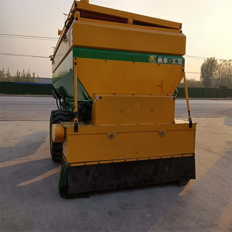 专业路面撒灰车工厂 路基工程高效作业的关键推手